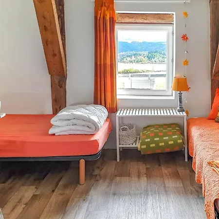 Tatil Evi Beautiful In With 4 Bedrooms And Wifi Arlempdes